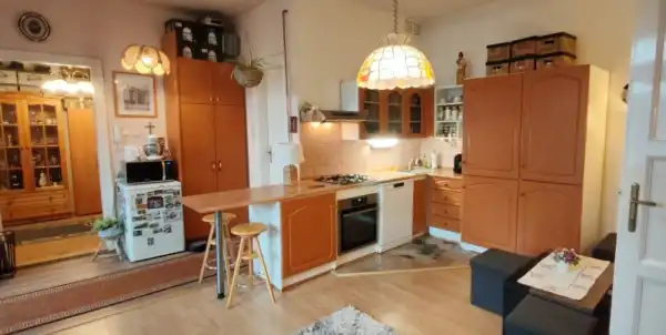 Eladó téglalakás, Budapest, VI. kerület 3 szoba 65 m² 84.5 M Ft