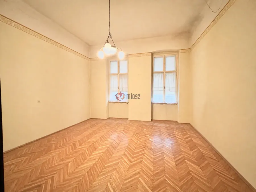 eladó téglalakás, Budapest, VI. kerület