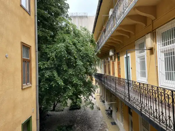 Eladó téglalakás, Budapest, VII. kerület 1+1 szoba 39 m² 61.9 M Ft