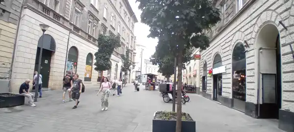 Eladó téglalakás, Budapest, VII. kerület 1 szoba 11 m² 26.9 M Ft