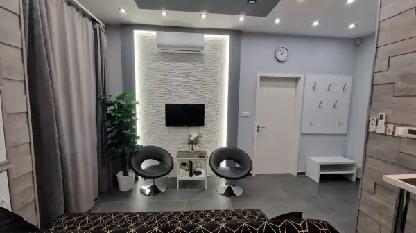 Eladó téglalakás, Budapest, VII. kerület 2 szoba 33 m² 61.8 M Ft