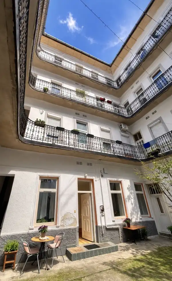 Eladó téglalakás, Budapest, VII. kerület 2 szoba 36 m² 51.99 M Ft