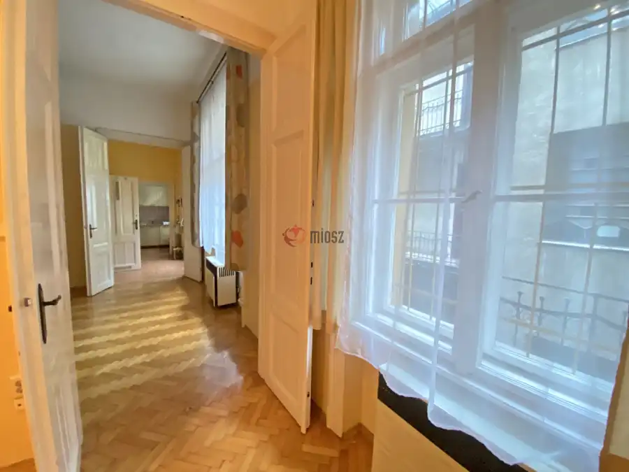 eladó téglalakás, Budapest, VIII. kerület