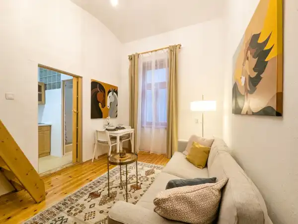 Eladó téglalakás, Budapest, VIII. kerület 1 szoba 24 m² 48.9 M Ft