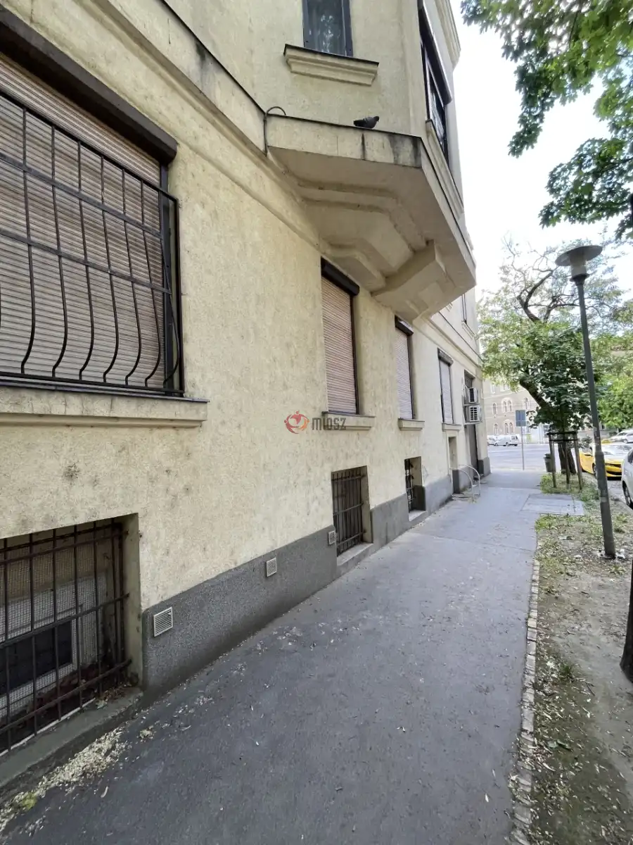 eladó téglalakás, Budapest, VIII. kerület