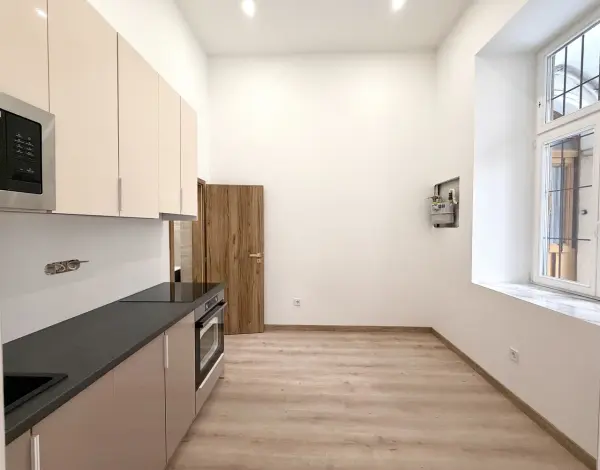 Eladó téglalakás, Budapest, VIII. kerület 2 szoba 57 m² 79.9 M Ft