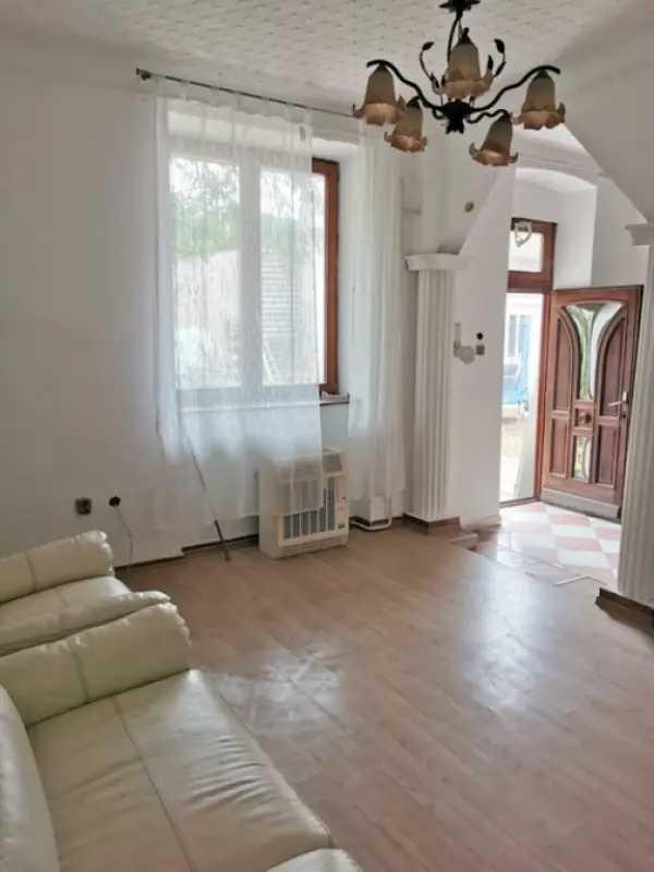 Eladó téglalakás, Budapest, X. kerület 1 szoba 39 m² 34.9 M Ft