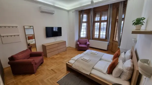Eladó téglalakás, Budapest, XIII. kerület 6 szoba 138 m² 210 M Ft