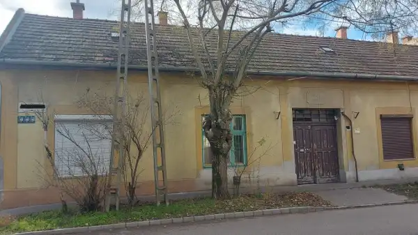 Eladó téglalakás, Budapest, XV. kerület 1 szoba 27 m² 24.8 M Ft