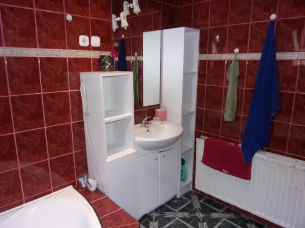 Eladó téglalakás, Budapest, XVI. kerület 1+3 szoba 42 m² 59.9 M Ft Eladó téglalakás, Budapest, XVI. kerület 1+3 szoba 42 m² 59.9 M Ft