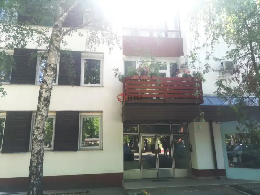eladó téglalakás, Lajosmizse