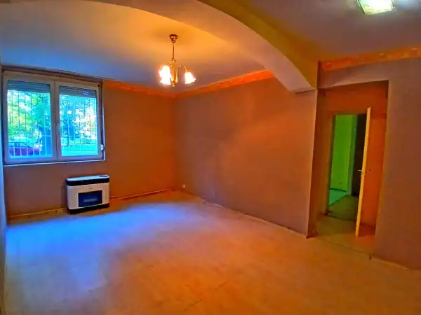 Eladó téglalakás, Miskolc 2+1 szoba 56 m² 27.9 M Ft Eladó téglalakás, Miskolc 2+1 szoba 56 m² 27.9 M Ft