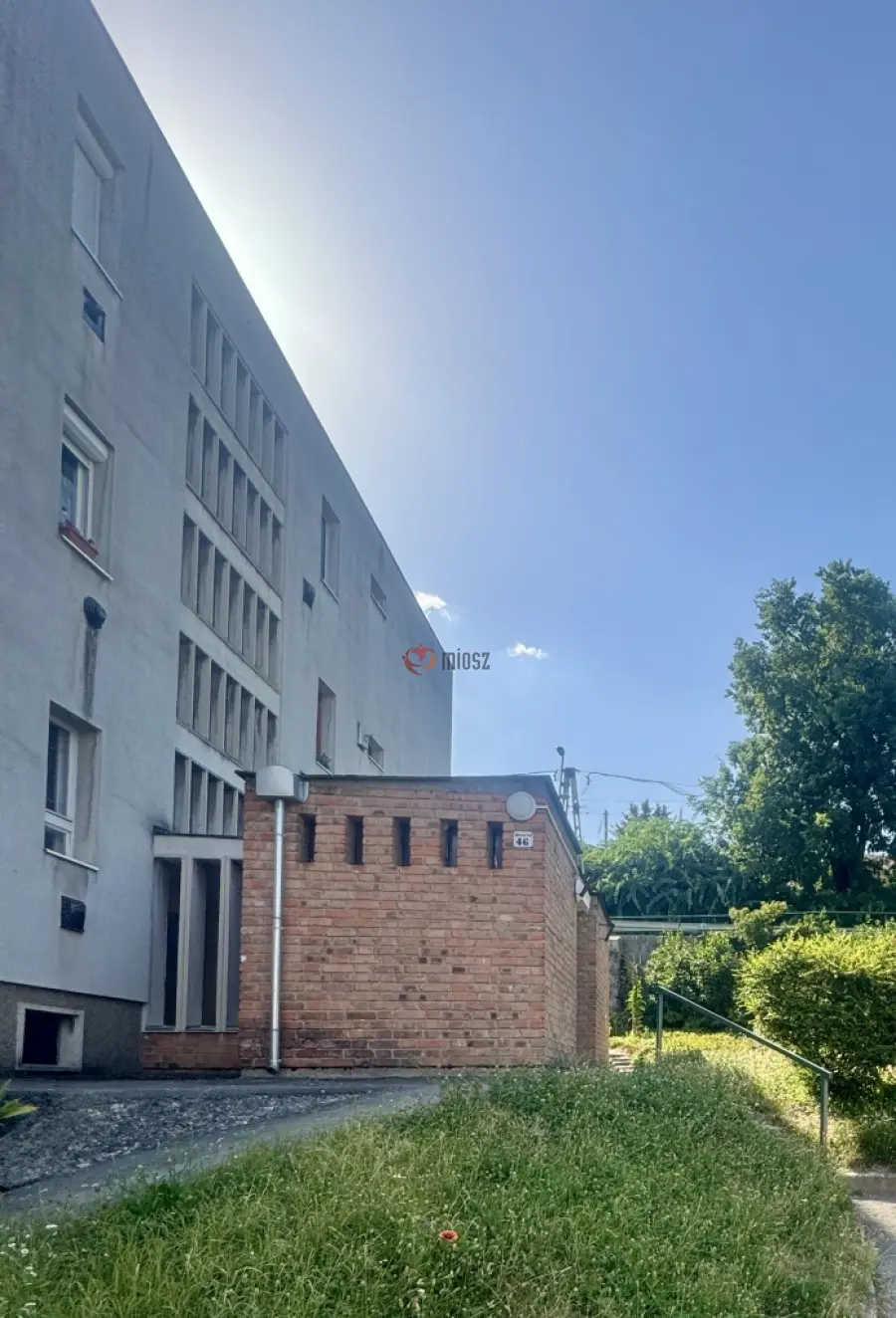 eladó téglalakás, Szekszárd