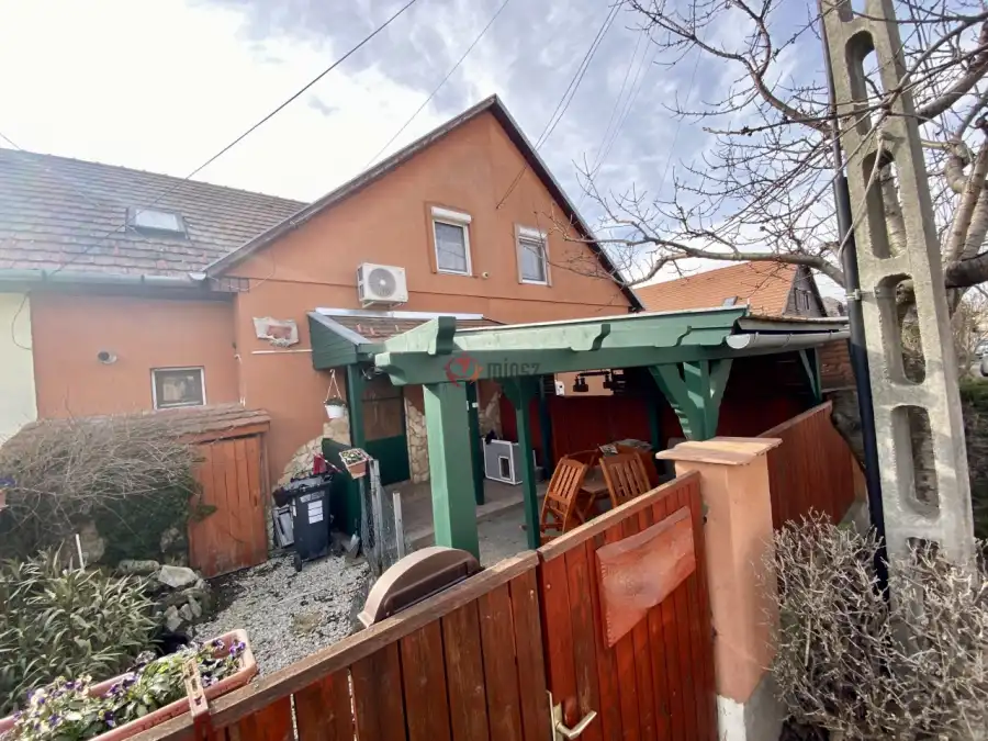 eladó téglalakás, Szigethalom