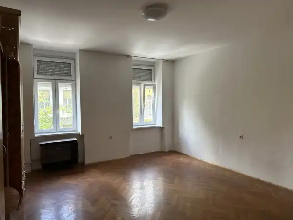 Eladó téglalakás, Szombathely 5 szoba 163 m² 73 M Ft