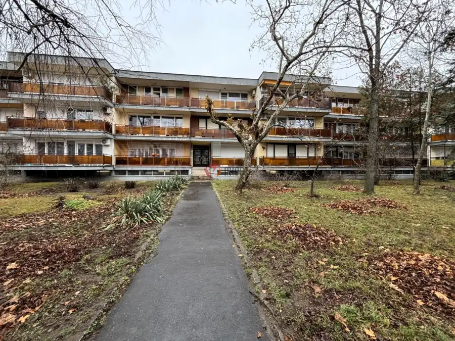 eladó téglalakás, Vecsés