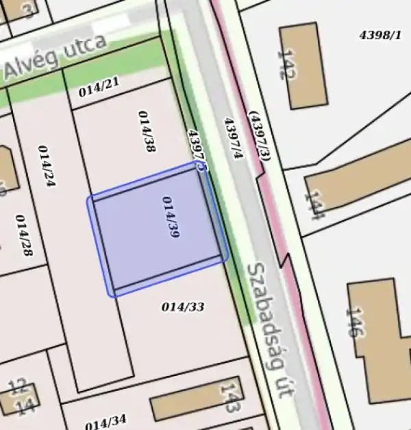Eladó Üdülő, Baja 910 m² 14.5 M Ft