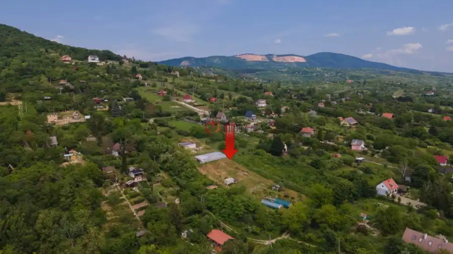eladó  Üdülő, Vác
