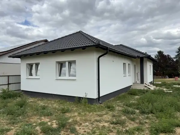 Eladó új építésű családi ház, Kóka 4 szoba 93 m² 55 M Ft