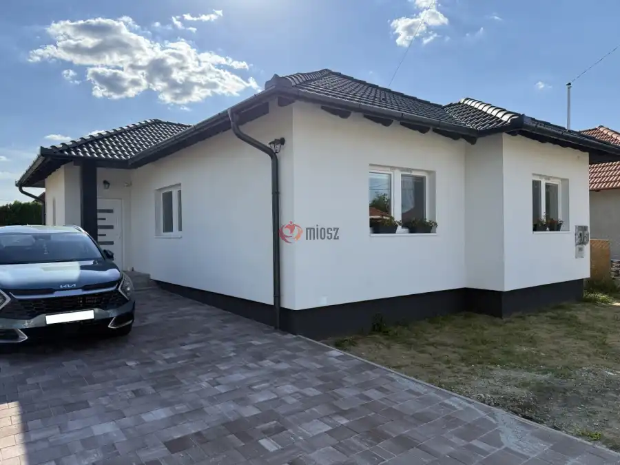eladó új építésű családi ház, Sülysáp