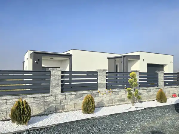 Eladó új építésű családi ház, Zalaegerszeg 4 szoba 210 m² 231.9 M Ft