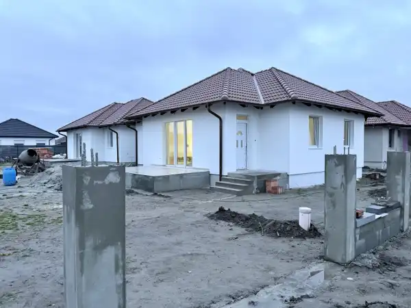 Eladó új építésű ikerház, Jászberény 3 szoba 83 m² 58.99 M Ft