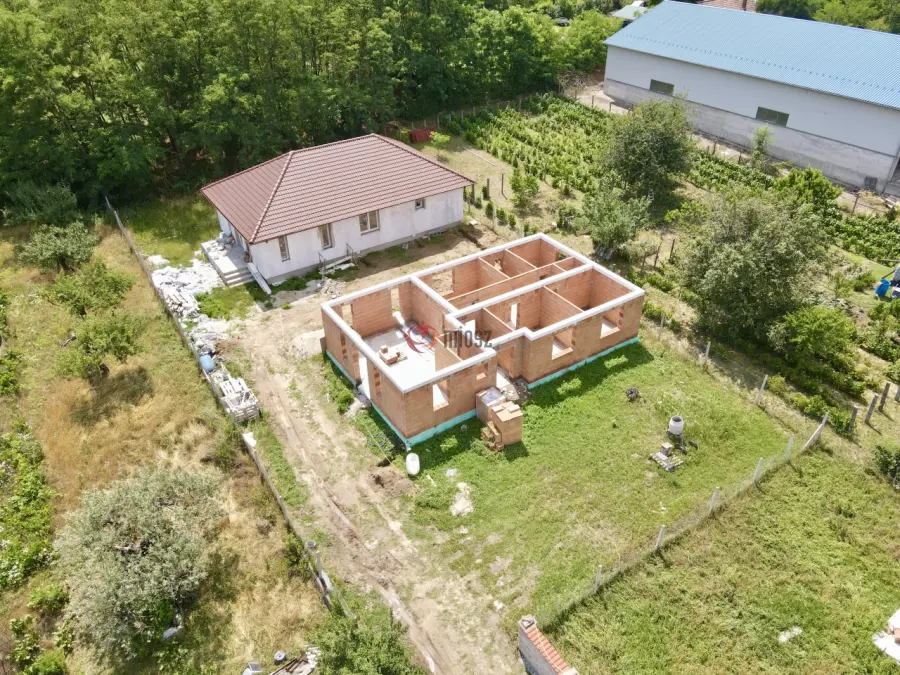 eladó új építésű ikerház, Kóka