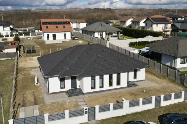 Eladó új építésű ikerház, Nagytarcsa 4 szoba 103 m² 119.9 M Ft