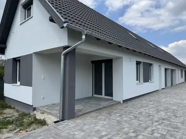 Eladó új építésű ikerház, Ráckeve 3+1 szoba 102 m² 75.9 M Ft