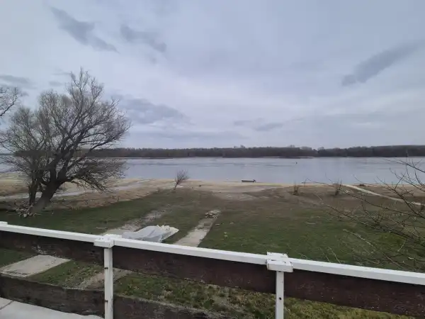 Eladó új építésű nyaraló, Kulcs 1+1 szoba 46 m² 90 M Ft