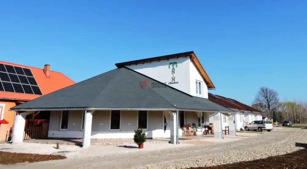 Jász-Nagykun-Szolnok megye - Cserkeszőlő