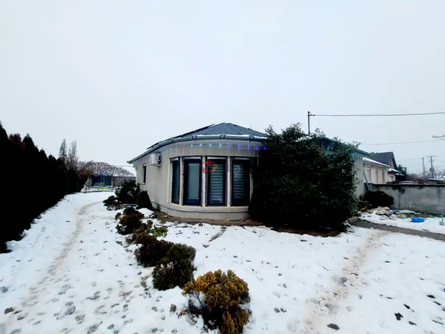 eladó újszerű családi ház, Inárcs