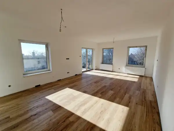 Eladó újszerű családi ház, Kerepes 4 szoba 154 m² 74.9 M Ft