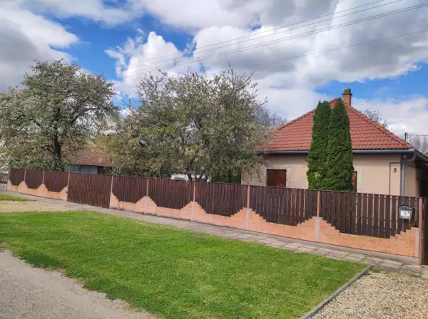 Eladó újszerű családi ház, Mohács 3 szoba 80 m² 63 M Ft