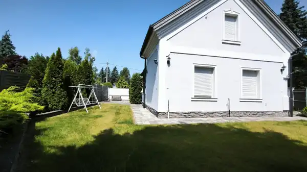 Eladó újszerű családi ház, Szigetmonostor 7 szoba 136 m² 99.9 M Ft
