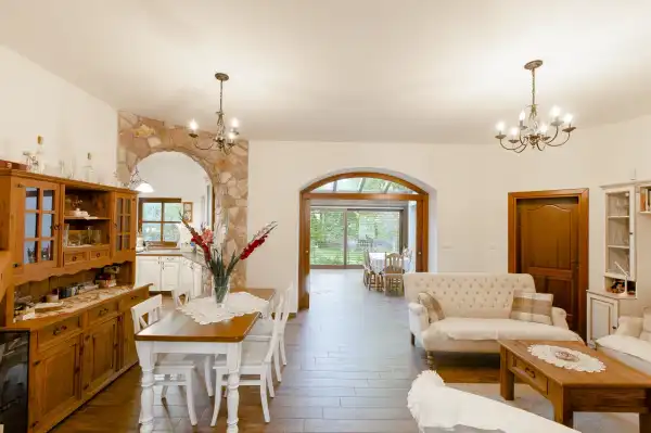 Eladó újszerű családi ház, Veresegyház 5 szoba 200 m² 299 M Ft Eladó újszerű családi ház, Veresegyház 5 szoba 200 m² 299 M Ft