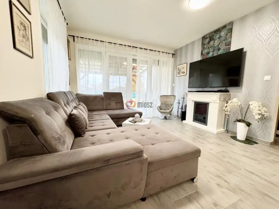 eladó újszerű ikerház, Pilisjászfalu eladó újszerű ikerház, Pilisjászfalu