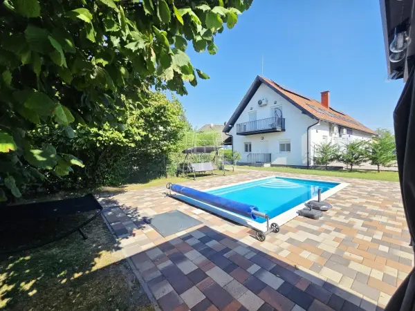 Eladó újszerű téglalakás, Balatonmáriafürdő 3 szoba 81 m² 89.9 M Ft