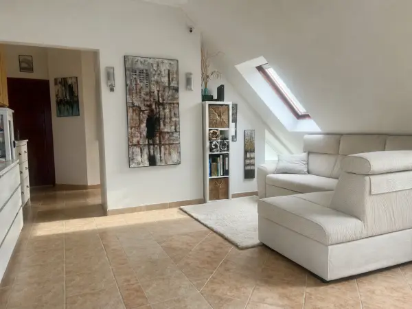 Eladó újszerű téglalakás, Budaörs 1+2 szoba 59 m² 114 M Ft