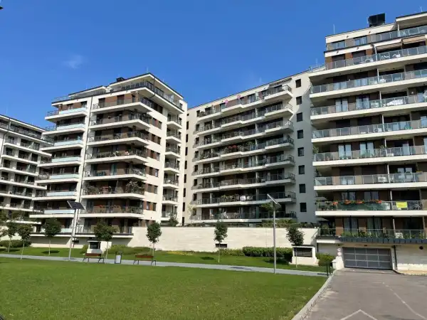 Eladó újszerű téglalakás, Budapest, XIII. kerület 4 szoba 87 m² 245 M Ft