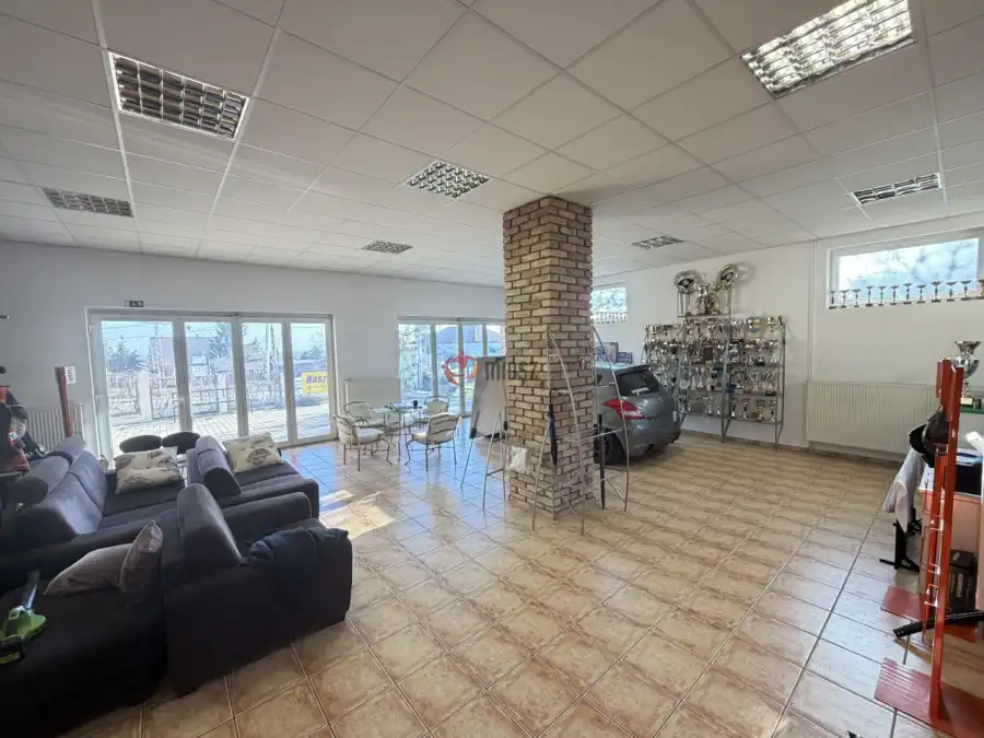 eladó üzlet, Diósd