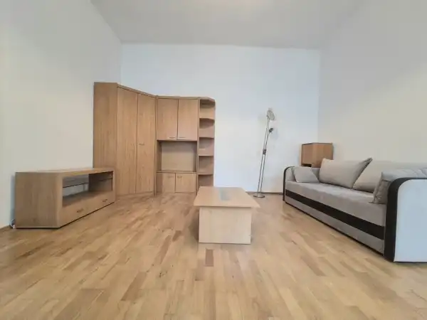 Kiadó téglalakás, Budapest, V. kerület 2 szoba 54 m² 200 E Ft/hó